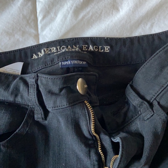 Black American Eagle Jeans - Picture 2 of 3